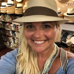 Meet your Posher, Sara